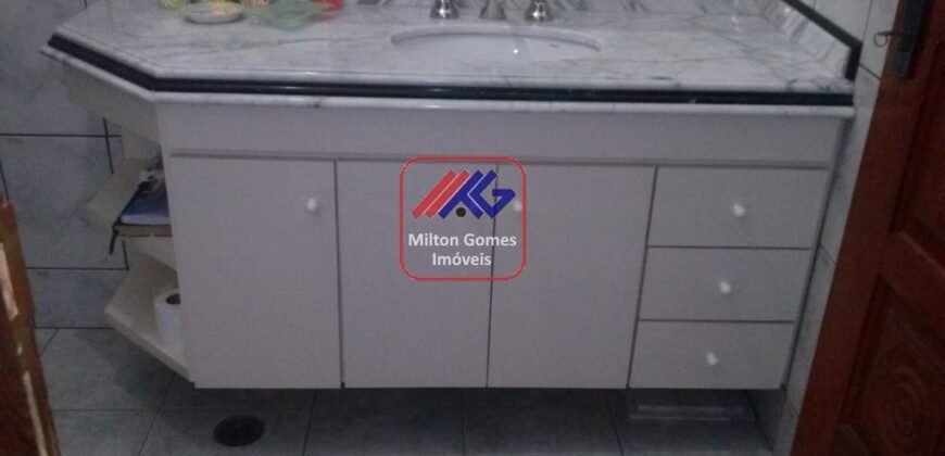 Sobrado para Venda em São Paulo, Vila Carrao, 3 dormitórios, 3 suítes, 2 banheiros, 4 vagas