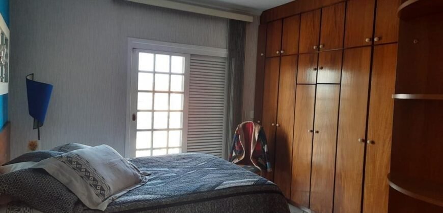Sobrado para Venda em São Paulo, Vila Talarico, 3 dormitórios, 1 suíte, 2 banheiros, 6 vagas